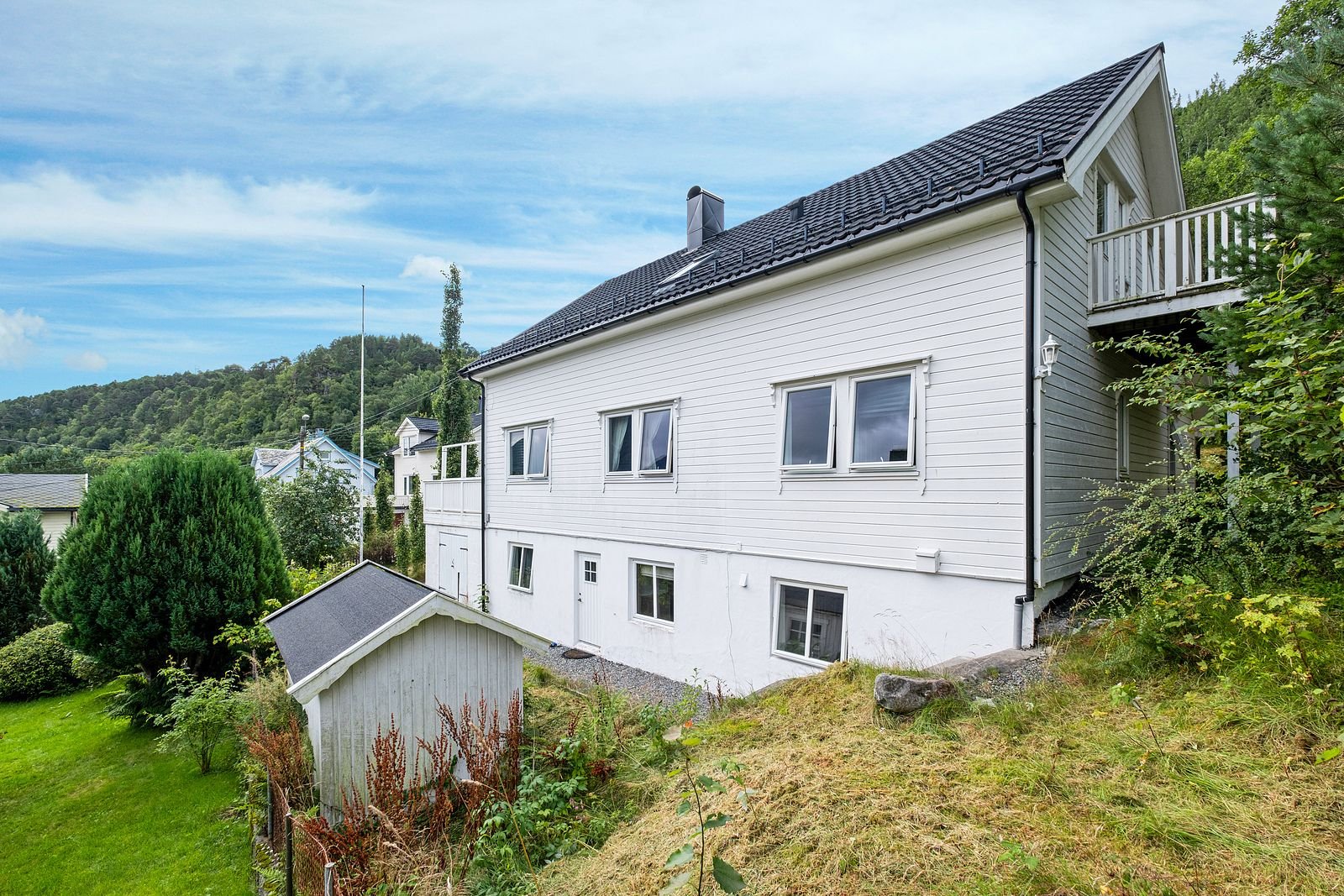 Fullt utleid hybelhus – 528 000 kr i årlige leieinntekter – bilde 4