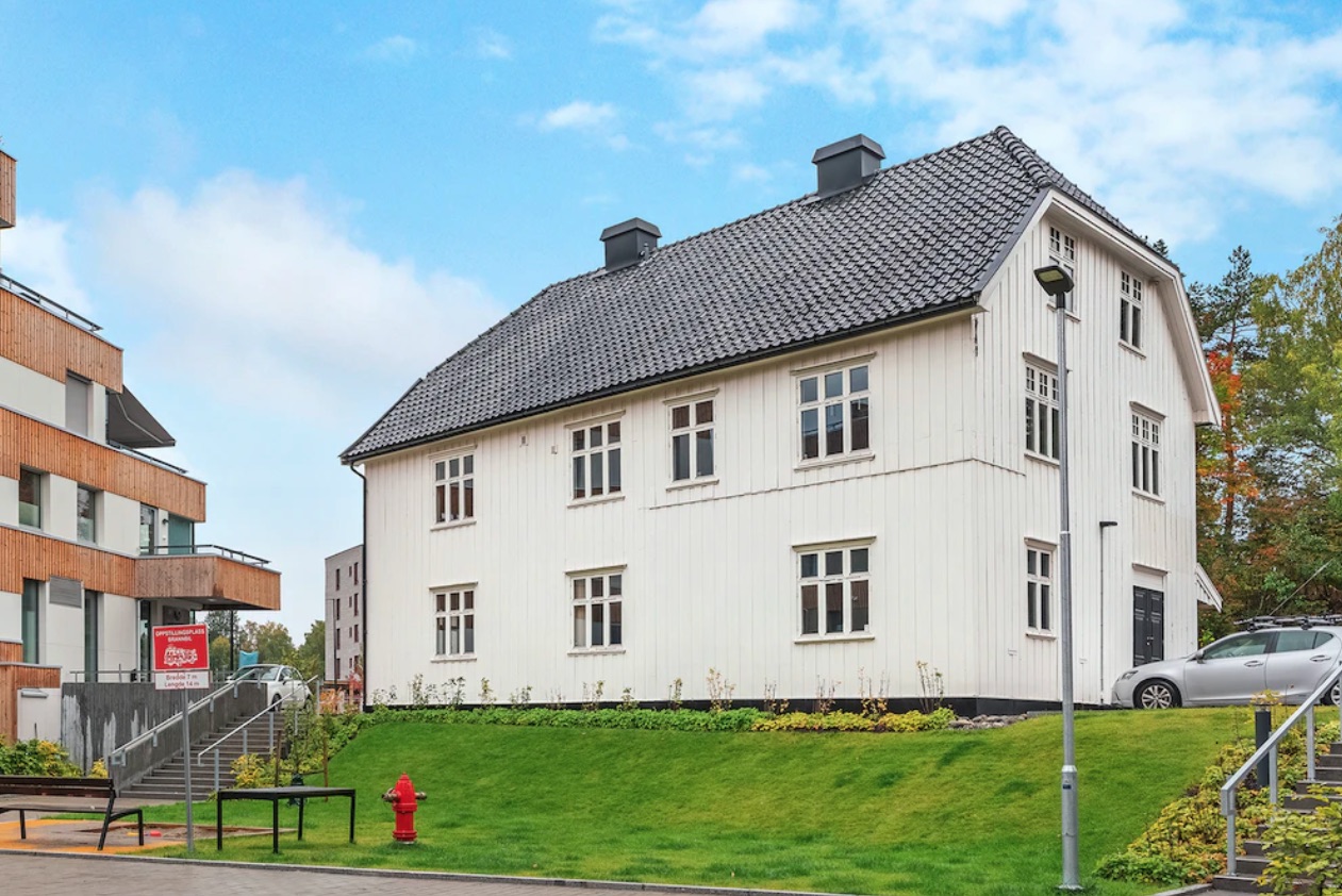 Betydelig ombygd bygård med 4 leiligheter og næringslokale på gateplan. – bilde 4