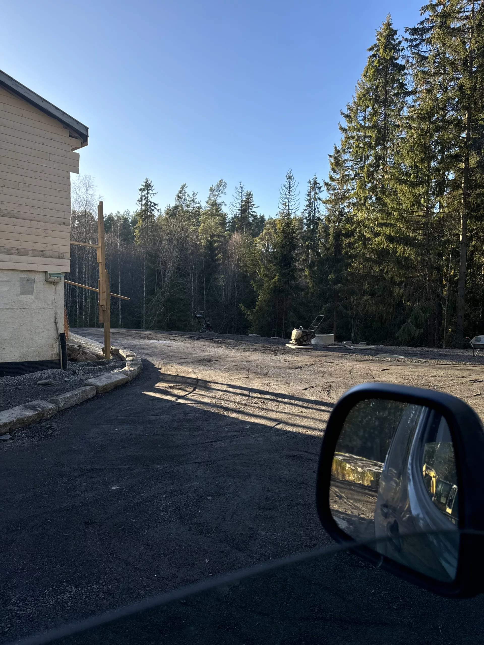 Stor tomt med hus sentralt i Oslo med mye plass og skog. Gode lagringsmuligheter! – bilde 4