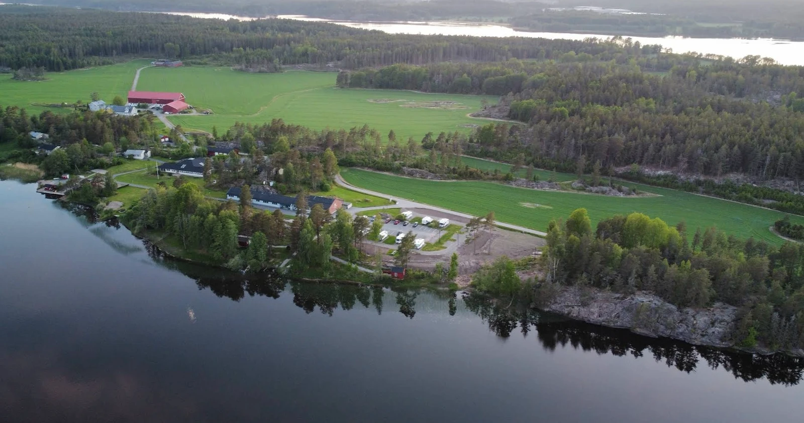 Unik eiendom på Dillingøy i Moss, 350 meter strandlinje til vansjø og kun 45min fra Oslo – bilde 3