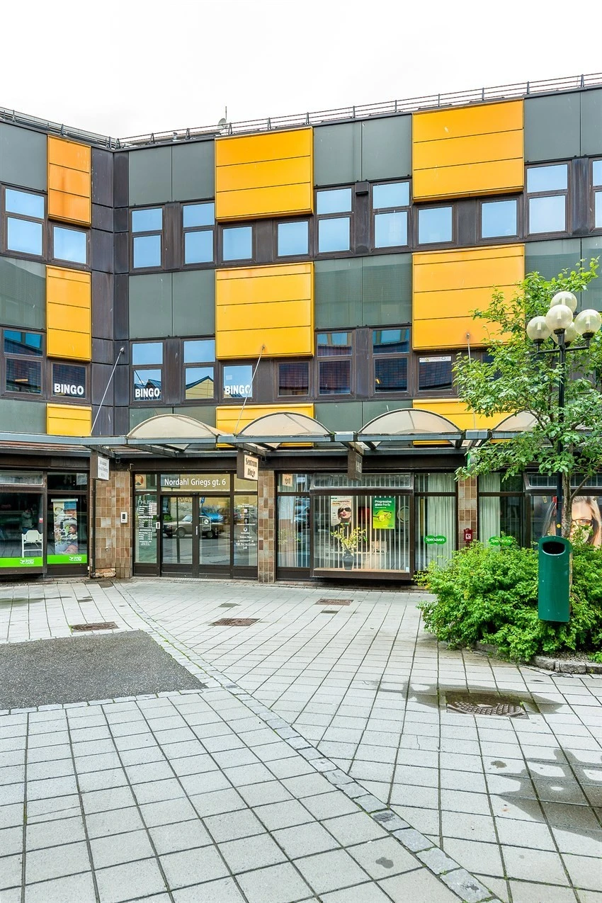 Svært attraktive næringslokaler midt i sentrum i toppetasje m/​fantastisk utsikt og herlig lysinngang. 2stk p-plasser. – bilde 26
