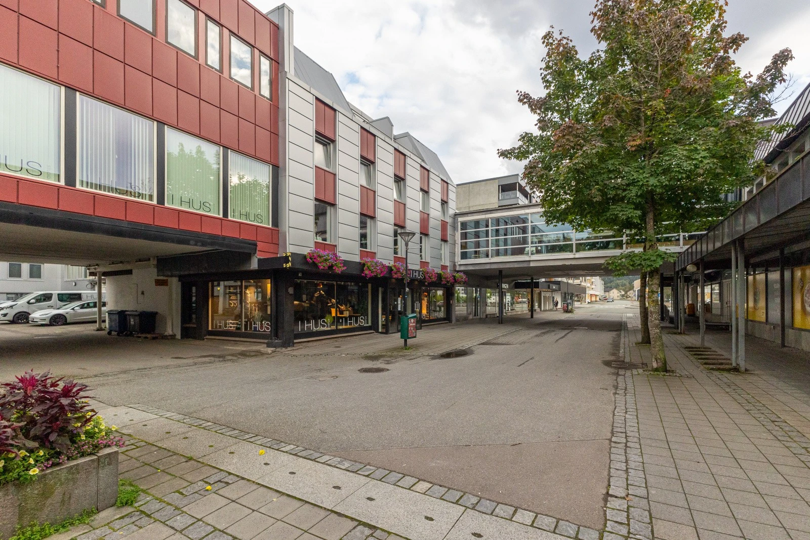 Svært attraktive næringslokaler midt i sentrum i toppetasje m/​fantastisk utsikt og herlig lysinngang. 2stk p-plasser. – bilde 30