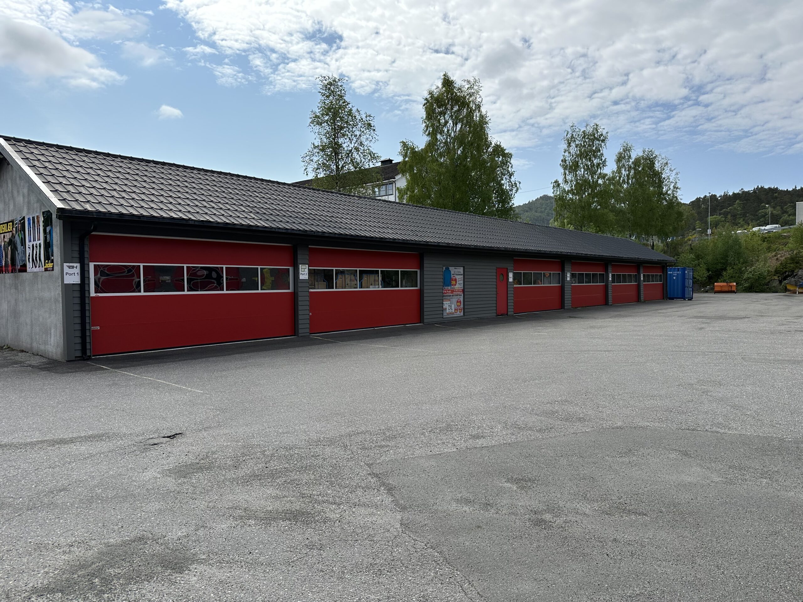 Attraktiv næringseiendom (5.943kvm) med kombinasjonsbygg, 8 utleieenheter og stort uteareal.på Trøngsla - Flekkefjord. – bilde 9