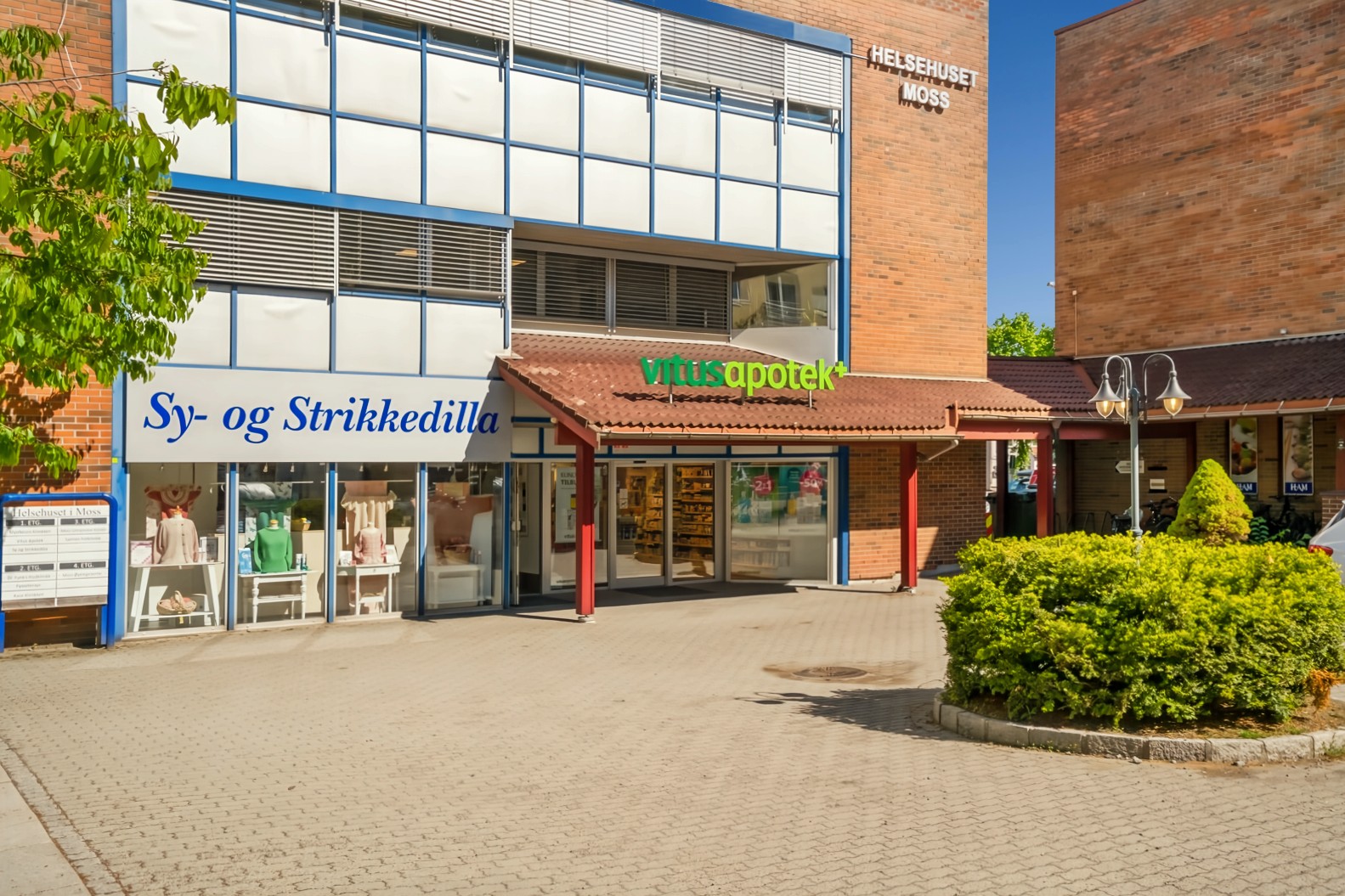 Godt eksponert næringslokale med attraktiv beliggenhet i kjernen av Moss sentrum til leie. – bilde 3