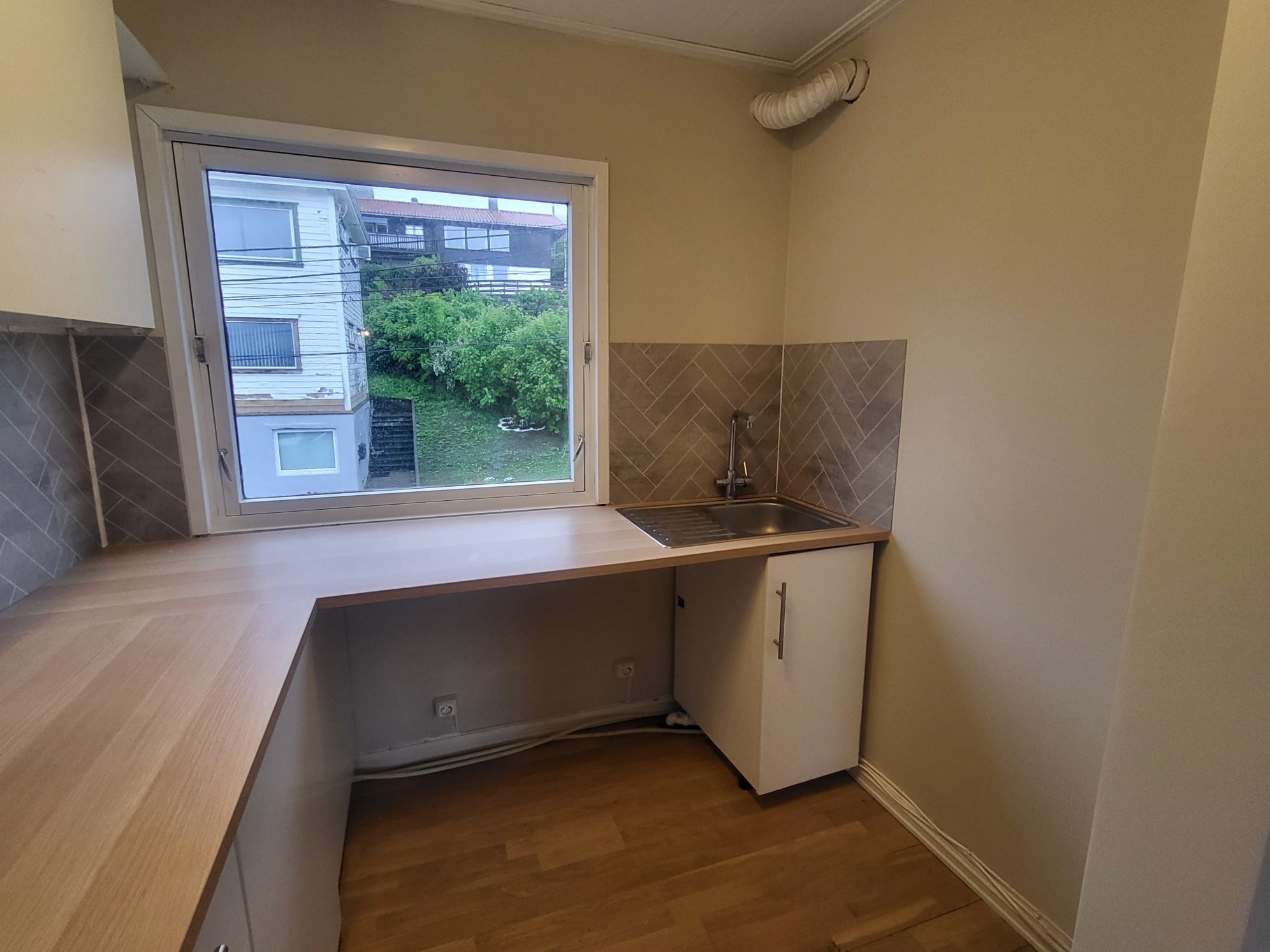 Bolighus med tre leiligheter på byside av Laksevåg! – bilde 6