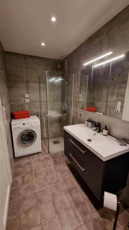 Del av tomannsbolig med utleiedel! Mange muligheter (langtidsleie, airbnb etc) – bilde 6