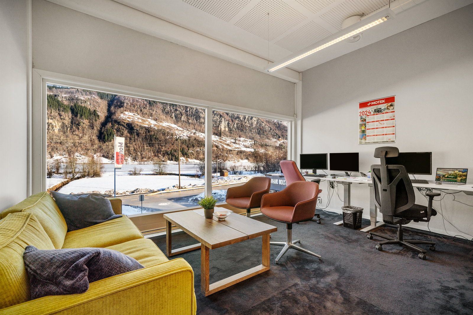Norheimsund - Moderne kombinasjonsbygg med god eksponering. Utleid til bl.a. Politiet, Domstol, Montér m.m. – bilde 13