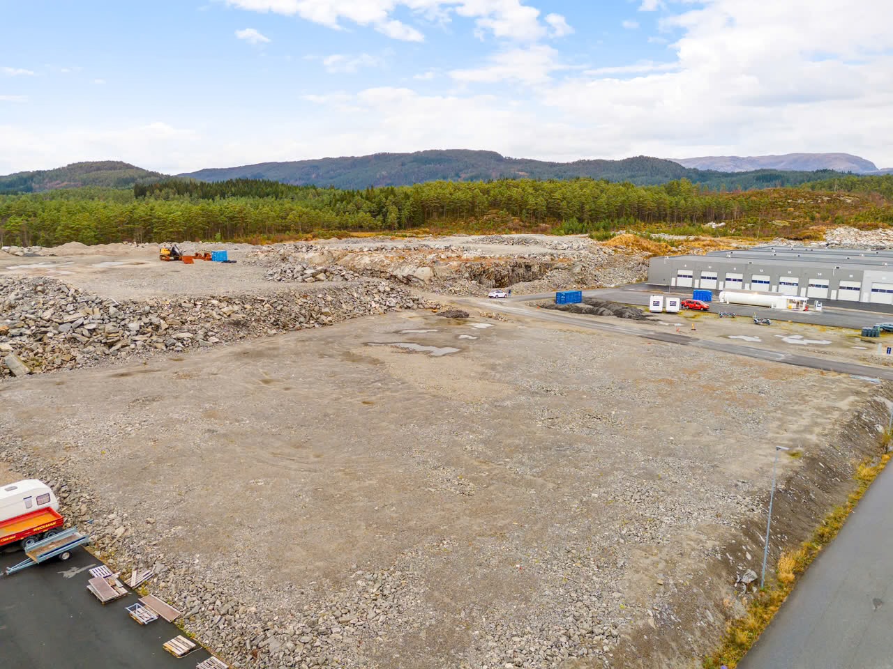 Tomt på 5 mål til salgs på Nordhordland Næringspark – svært god plassering langs E39 (13 min til Knarvik) – bilde 2