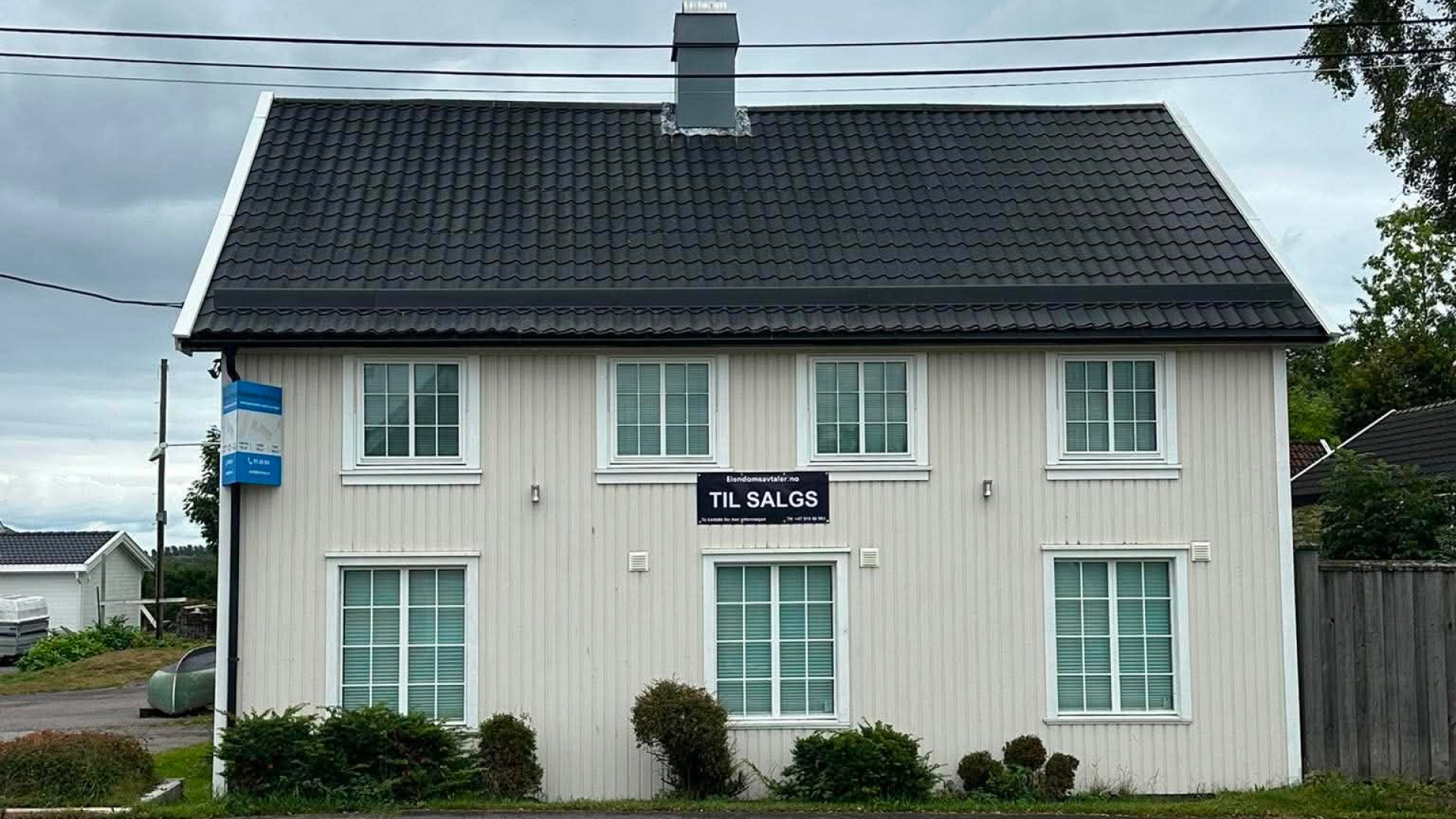 Kontorbygg med eget lagerbygg selges - Meget synlig og sentral eiendom – bilde 3