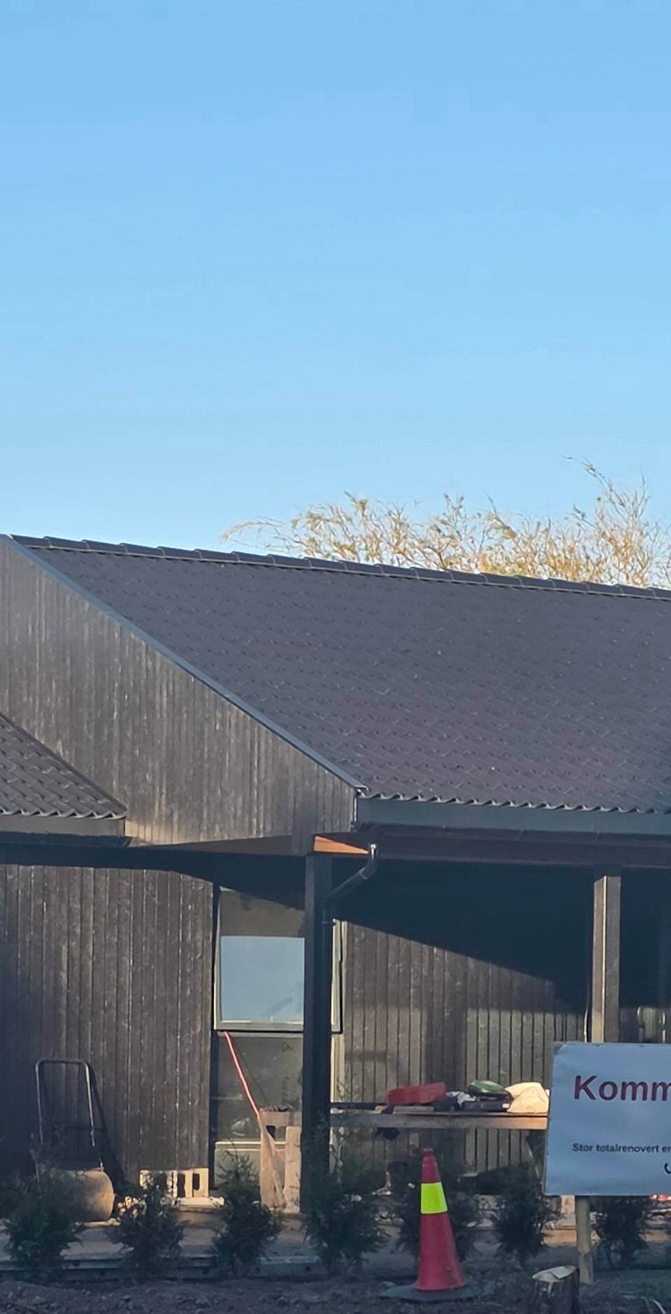 Stor totalrenovert enebolig med 3 boenheter hvorav 2 boenheter er utleide (36 000kr/mnd) – bilde 2