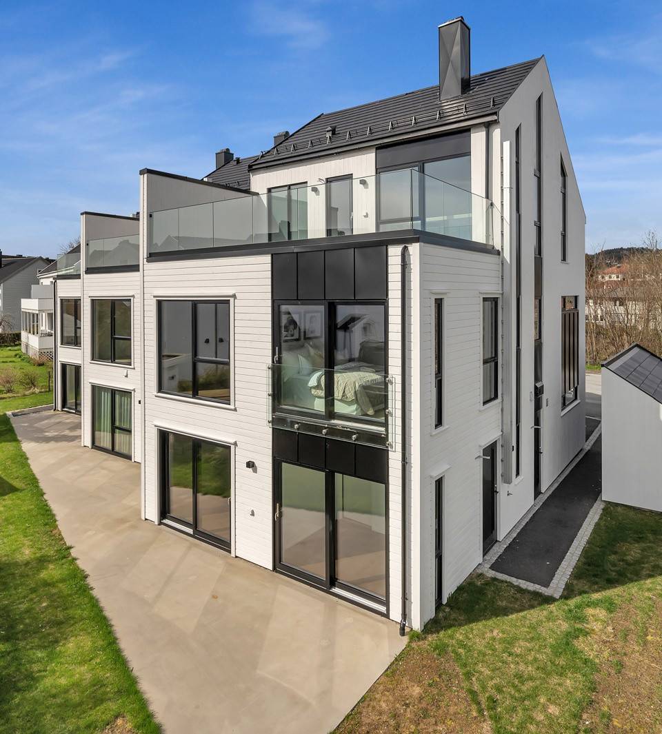Investere i nyoppført bolig på Kongsgård Allé? Ditt Paradis presenterer nyoppført bolig klar til overlevering, levert av FT-bygg. – bilde 2