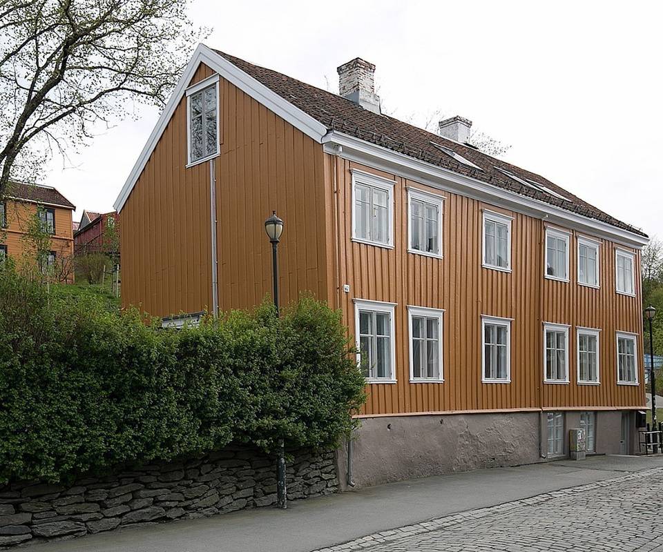 Sjarmerende flermannsbolig med seks leiligheter på idylliske Bakklandet – photo 2