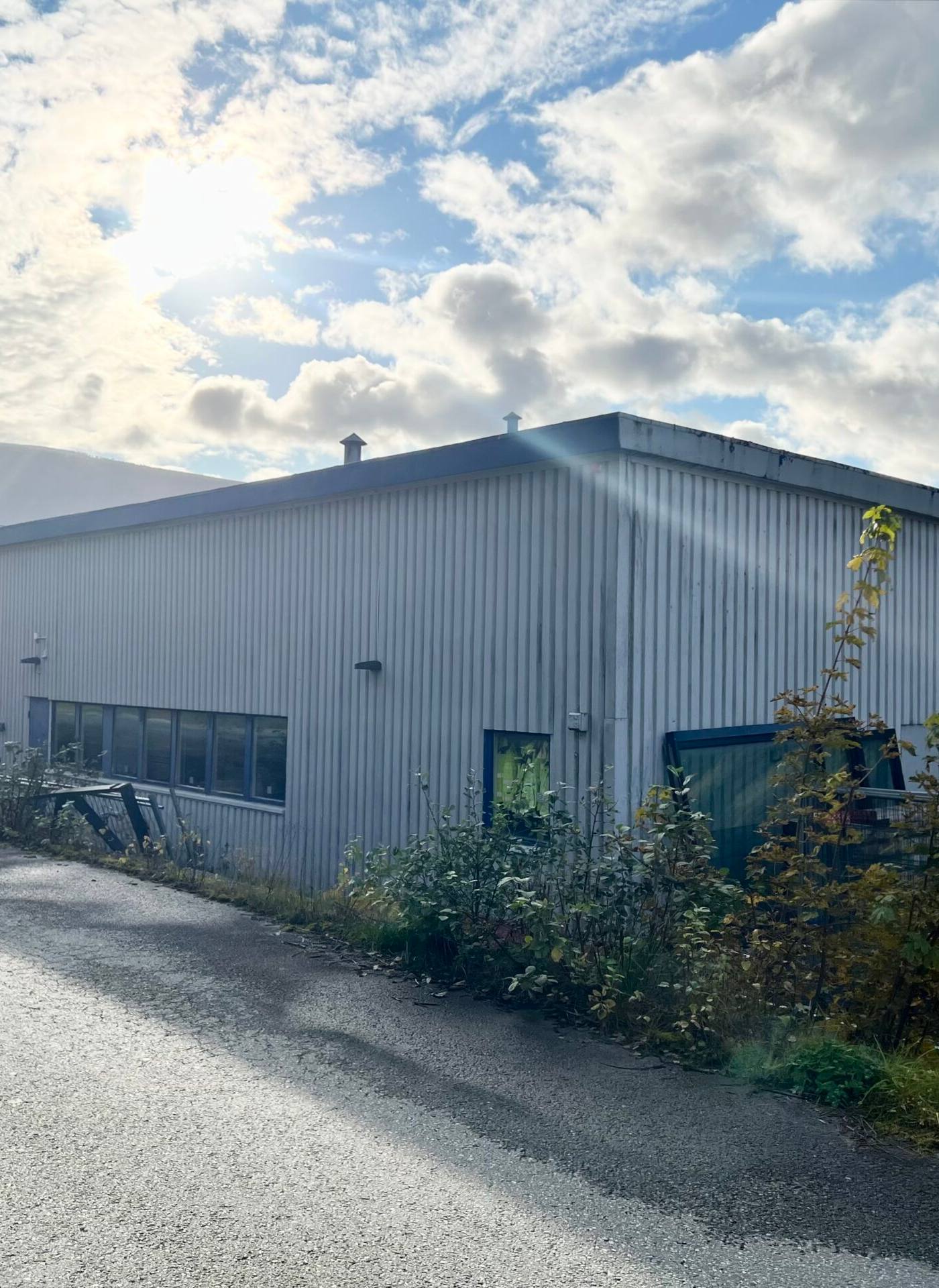 Lager / næringsbygg til salgs – photo 1